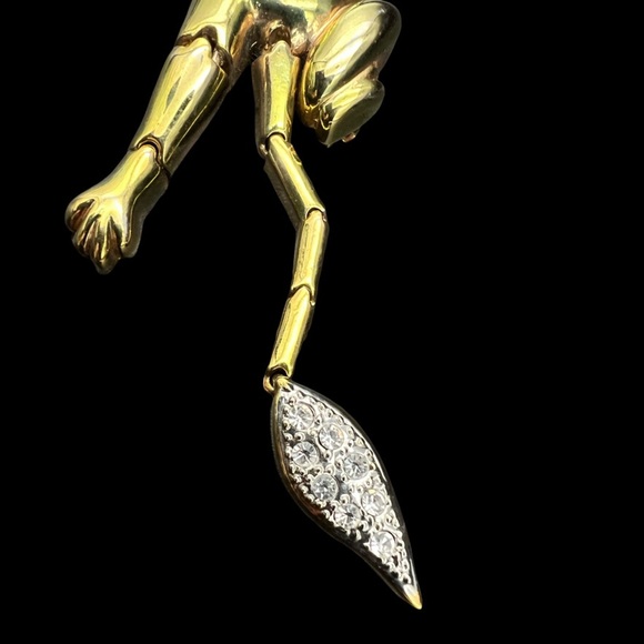 1980s  Lion Articulated Shoulder Brooch Pin Gold Plated Pave Crystals Statement - Picture 5 of 13